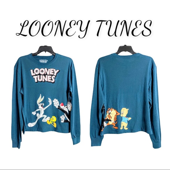 NWT Looney Tunes Long Sleeved Juniors Tee - Picture 1 of 10